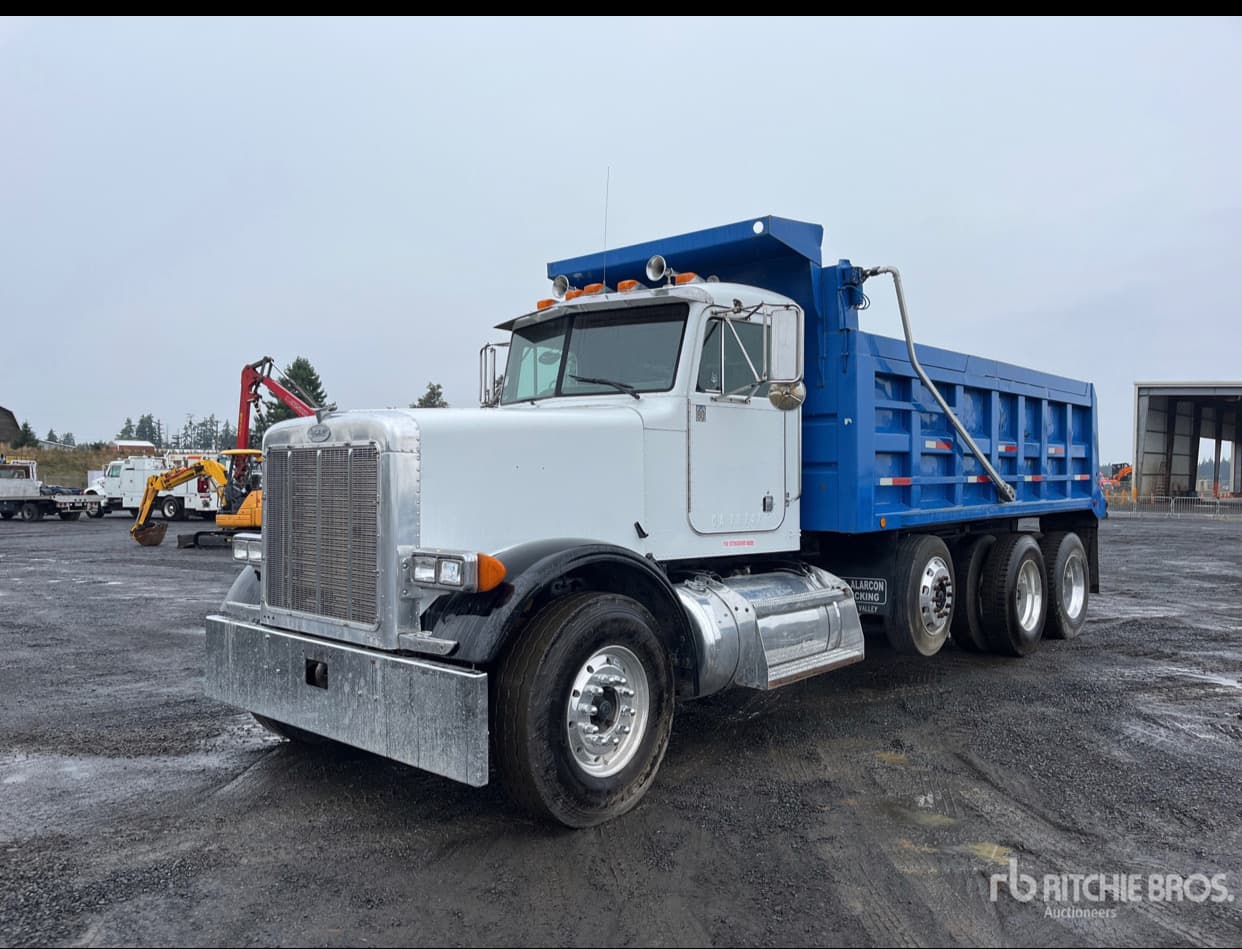 BGT Truck Blue & White